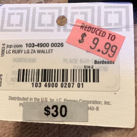 Liz Claiborne Maroon Wallet - Picture 7 of 7